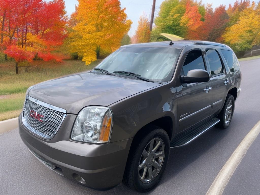 2014 GMC Yukon Denali's photo