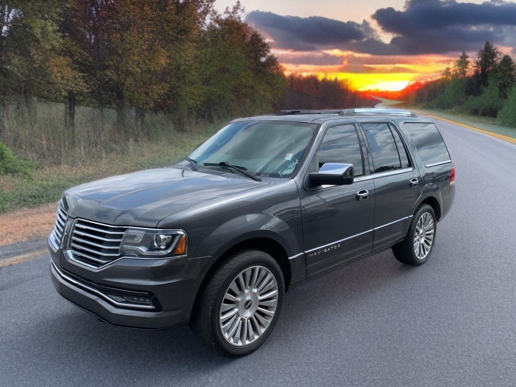 2015 Lincoln Navigator Base
