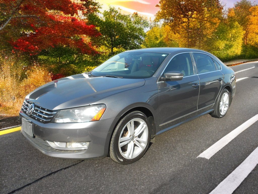 2014 Volkswagen Passat SEL Premium