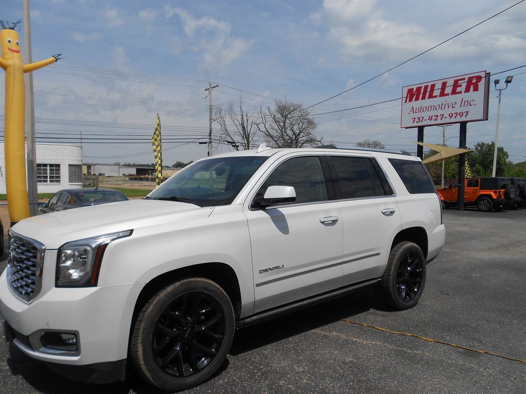 2019 GMC Yukon 4WD Denali's photo