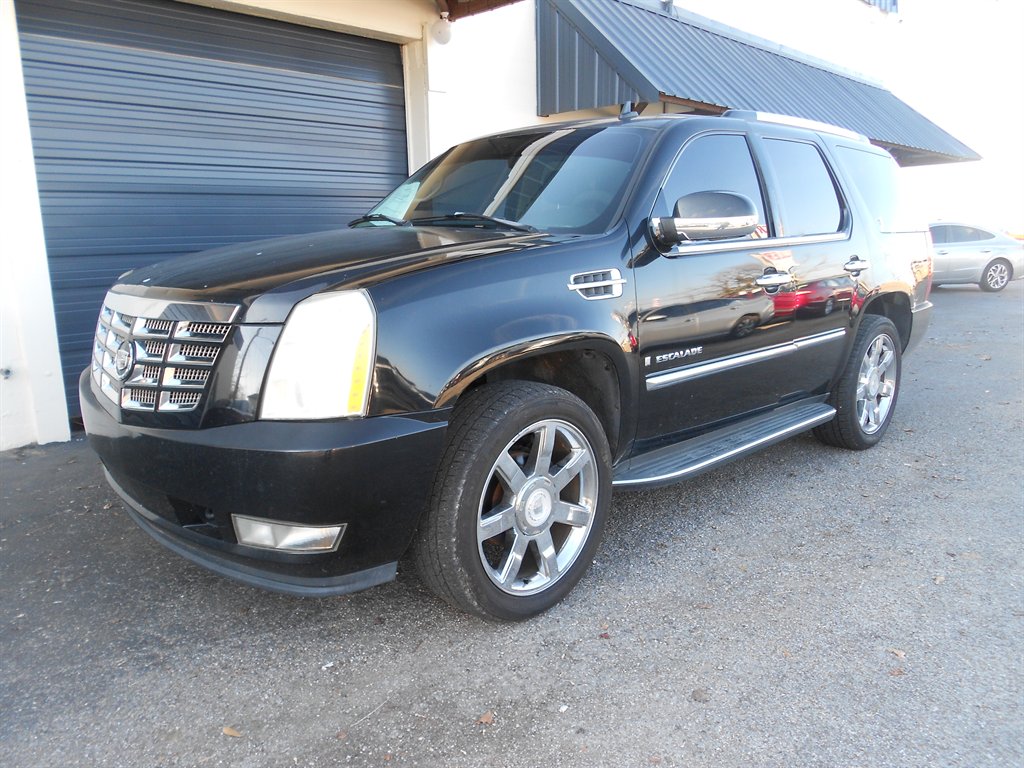2007 Cadillac Escalade Base's photo