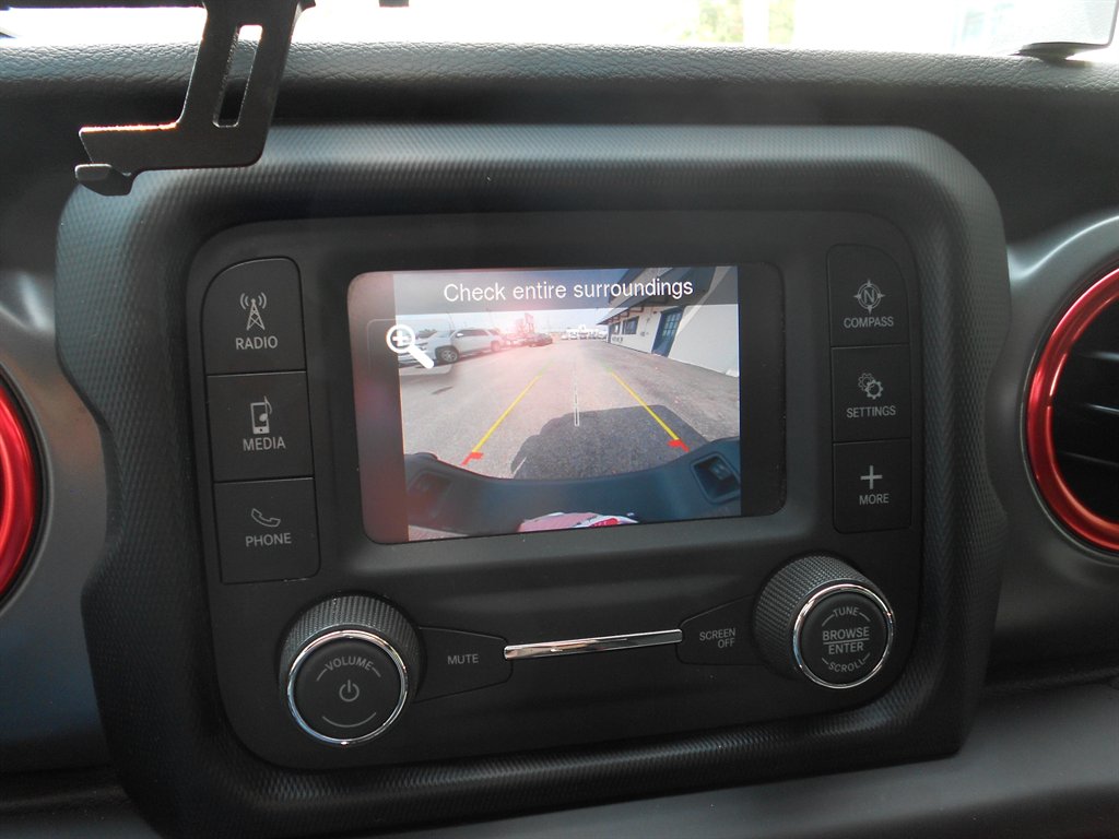 2021 Jeep Gladiator WILLYS - Photo 24