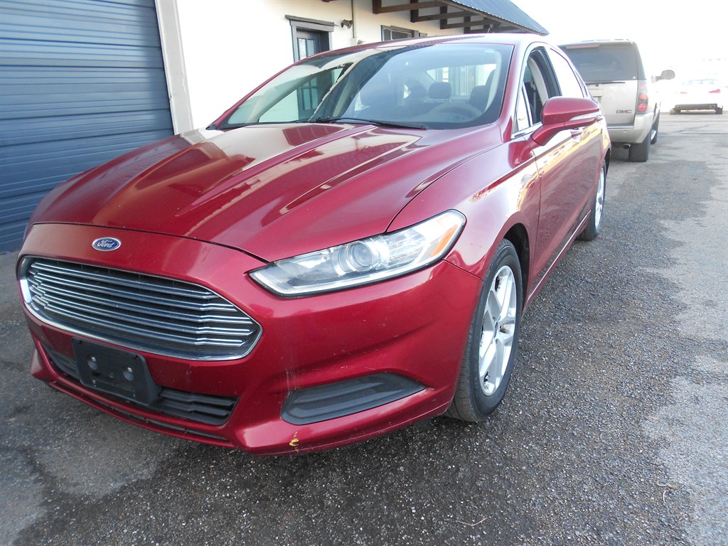 2014 Ford Fusion SE