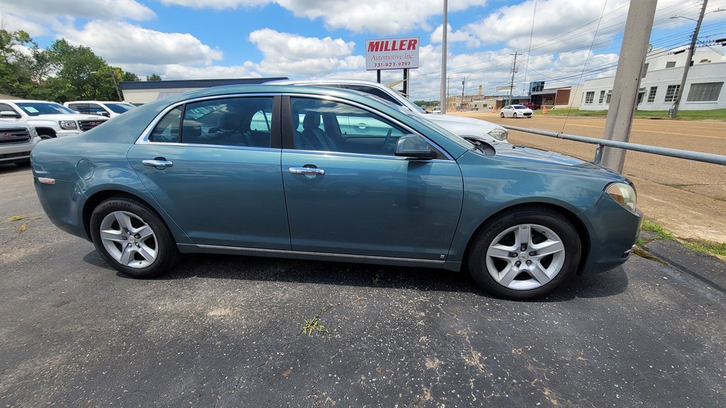 2009 Chevrolet Malibu LTZ's photo